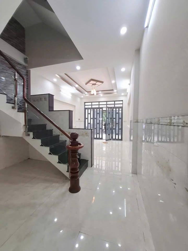 Nhà nguyên căn cho thuê tại Hiệp Bình Phước, Thủ Đức 81m² - Nhà mới, sạch sẽ, thích hợp ở và làm văn phòng!