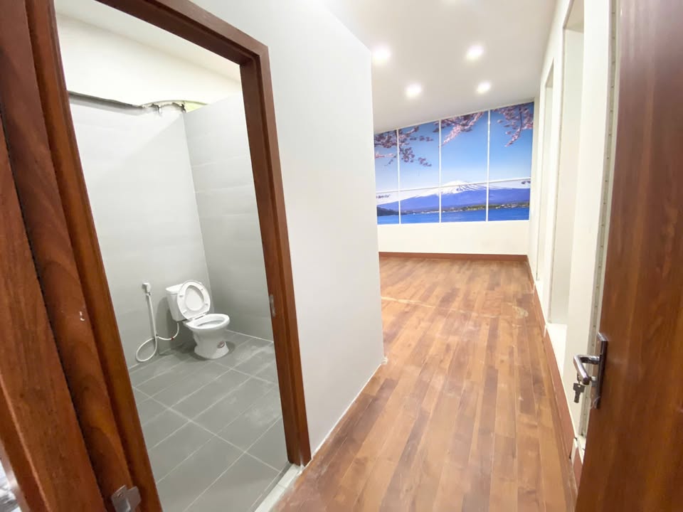 Cho Thuê Phòng Mới 32m² Ngay Vòng Xoay Chợ Thủ Đức - Giờ Giấc Tự Do, Không Chung Chủ!