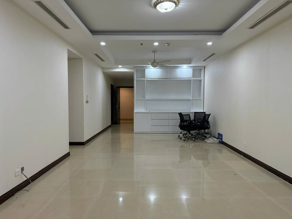 Căn hộ Royal City Thanh Xuân 137m² giá 18 tỷ - Không thể bỏ lỡ!