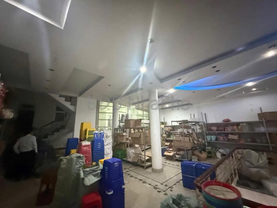 Nhà mặt tiền Quang Trung Đà Nẵng 230m² giá 45 triệu - Cơ hội kinh doanh tốt!
