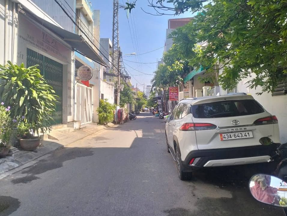 Đất 2 mặt tiền Nguyễn Thiện Kế 77m² giá 9 tỷ - Nhà cấp 4 cho thuê 8 triệu/tháng!