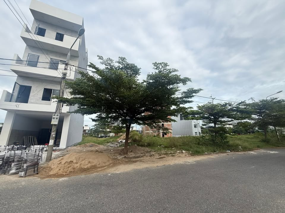 Lô đất đẹp tại KĐT Phú Mỹ An, Đà Nẵng 106.3m² giá 5.35 tỷ - Tiềm năng sinh lời cao!
