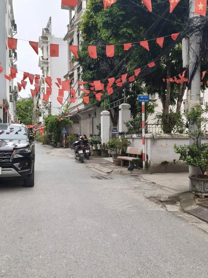 Đất nền tại Ngõ 137 Việt Hưng, 49m² giá 11 tỷ - Đầu tư sinh lời ngay!