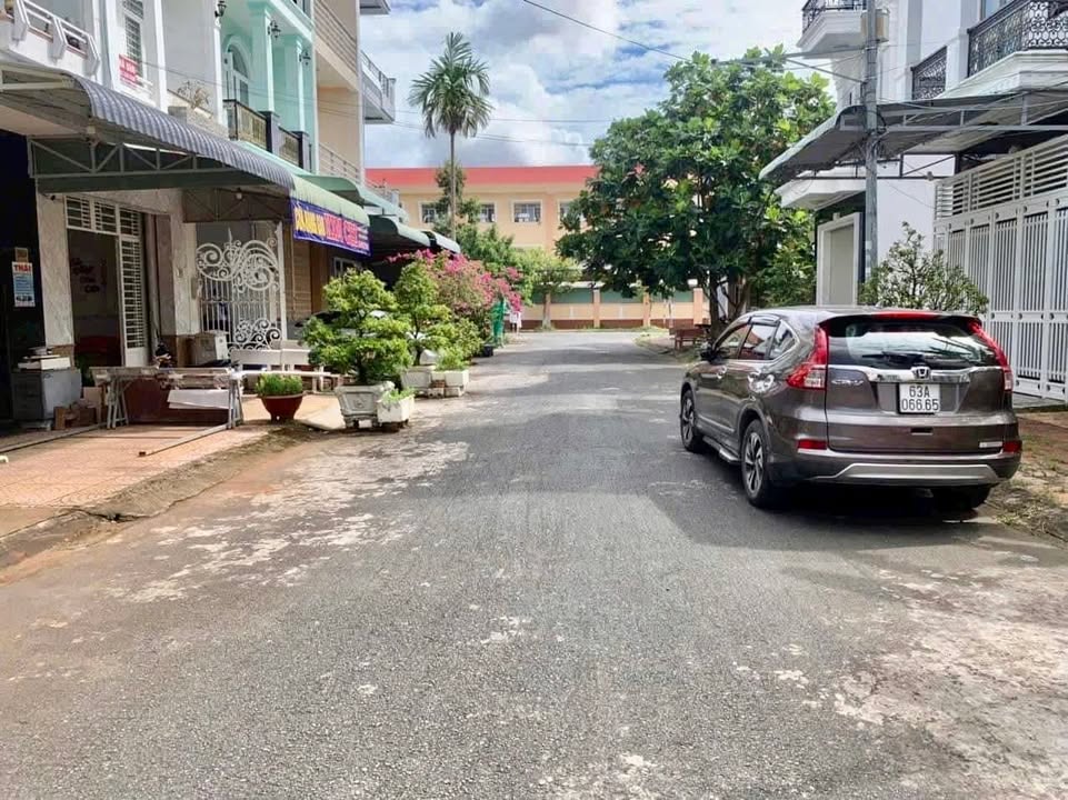 Đất nền B10 KDC Hưng Phú, Cần Thơ - Diện tích 81m², Giá 4.2 tỷ - Sổ hồng chính chủ!