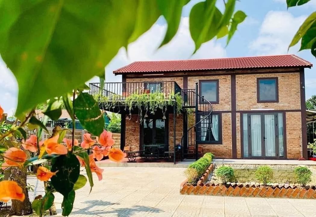 Homestay Thanh An Cam Lộ 4 phòng ngủ giá 4.5 triệu - View hồ tuyệt đẹp!