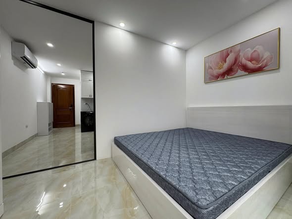 Căn hộ cho thuê Ngõ 100 Yên Lãng, Đống Đa 9.5 triệu - Nội thất đầy đủ, sẵn sàng vào ở!