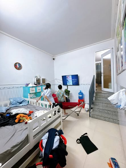 Nhà mặt tiền Trường Cấp 3 Nguyễn Trãi 66m² giá 4.5 tỷ - Kinh doanh thuận lợi!