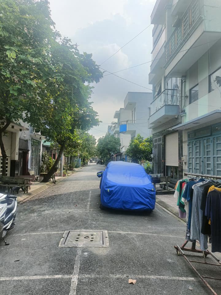 Nhà 4 tầng Hiệp Thành, Q12 84m² giá 5.6 tỷ - Phong thủy tốt, ô tô vào tận nhà!