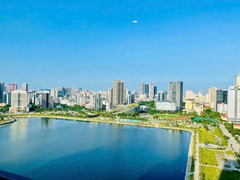 Căn hộ Vinhomes Skylake Phạm Hùng 75m² giá 10,3 tỷ - Sẵn sàng vào ở ngay!