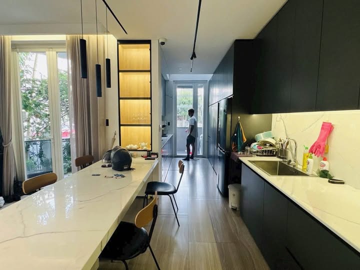 Bán Nhà Phố Văn Phòng KDC Melosa Khang Điền Q9 123m² giá 13.99 tỷ - Đầu tư sinh lời tốt!