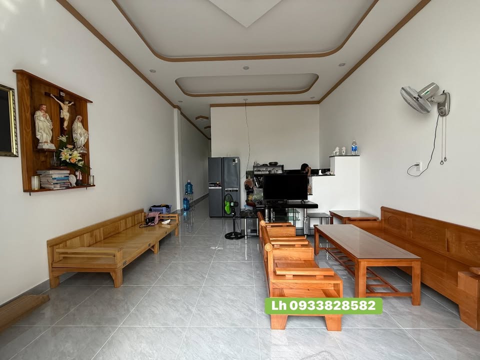 Nhà riêng Hưng Long Trảng Bom 100m² giá 1.35 tỷ - Sổ đỏ chính chủ, full nội thất!