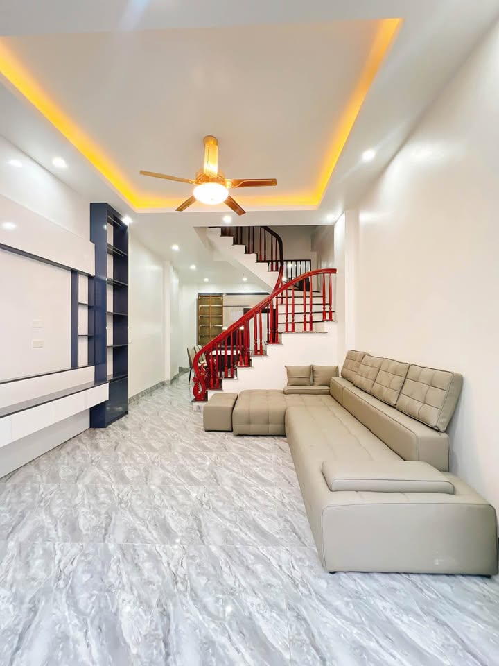 Nhà 3 tầng full nội thất tại Quang Trung, Thái Bình chỉ 2 tỷ - Sẵn sàng vào ở!