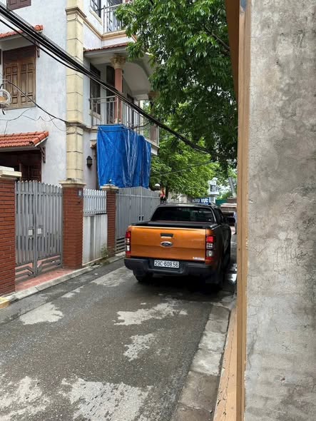 Đất mặt tiền Lý Sơn Long Biên 30m² giá 5.25 tỷ - Vị trí hiếm, oto đỗ tận cửa!