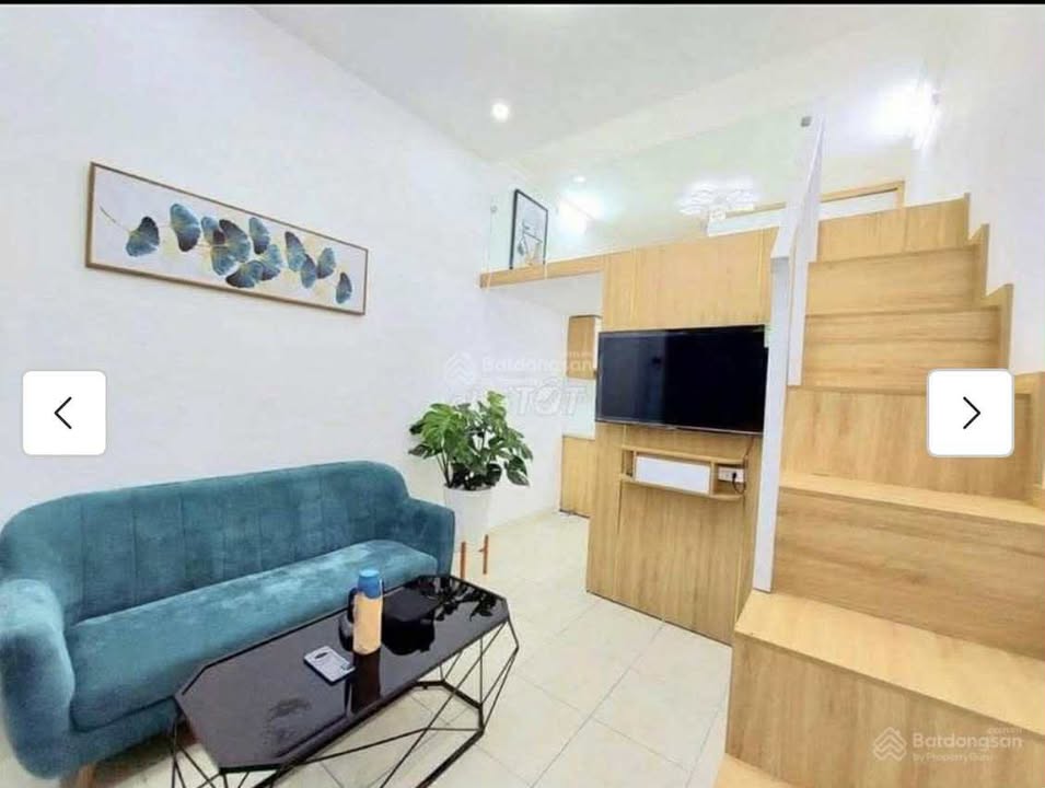Nhà riêng cho thuê tại Đê Tô Hoàng, Hai Bà Trưng 25m² - Đầy đủ nội thất, chỉ việc dọn vào ở!