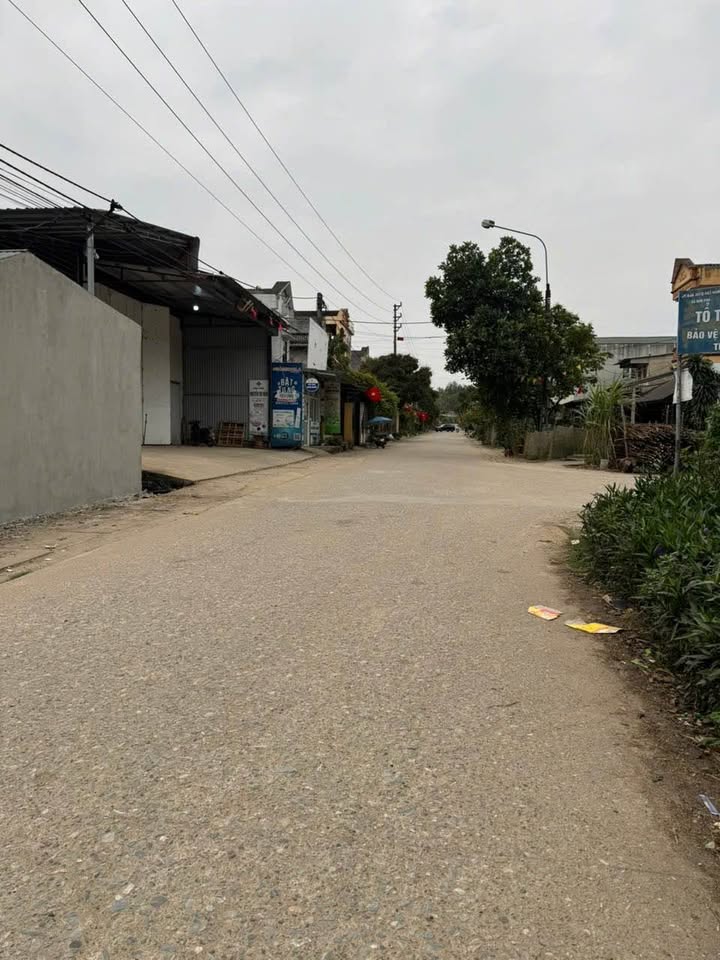 Đất thổ cư Tuyên Quang 100m² giá 1 tỷ - Đường bê tông 4m, gần chợ!