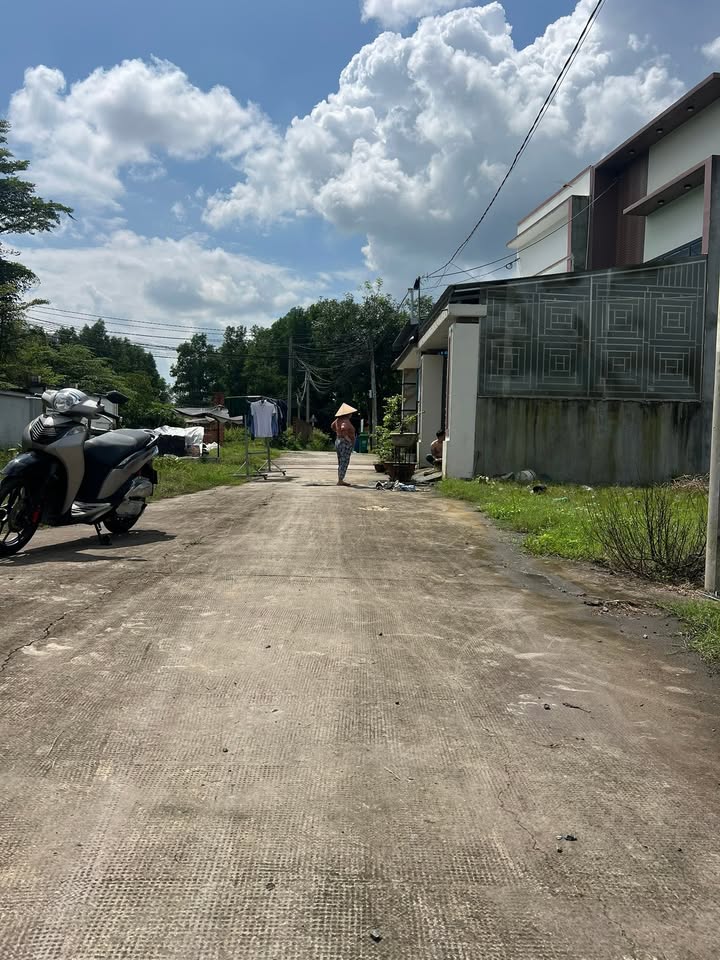 Đất nền Giang Điền, Trảng Bom, Đồng Nai 100m² giá 800 triệu - Sổ hồng riêng thổ cư 100%!