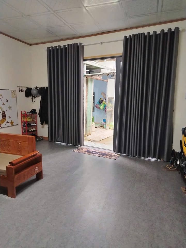 Nhà phố Đà Lạt 50m² giá 1.65 tỷ - Thiết kế tiện nghi, sẵn sàng ở ngay!