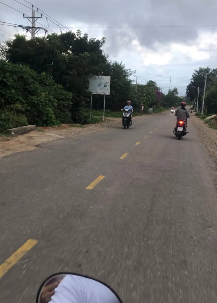 Đất nền 1800m² Mũi Né, Phan Thiết giá 1.4 tỷ - Cơ hội đầu tư hấp dẫn!