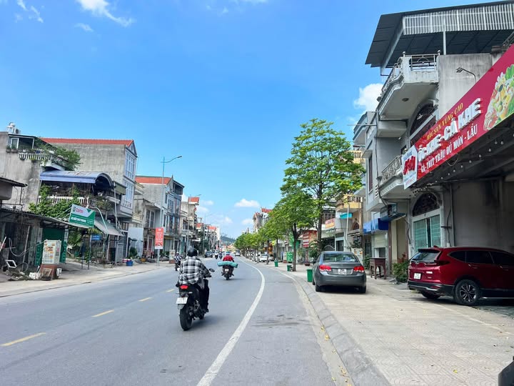 Đất mặt đường chính Quốc lộ Hoành Bồ 136m² giá 4.1 tỷ - Cơ hội đầu tư hấp dẫn!