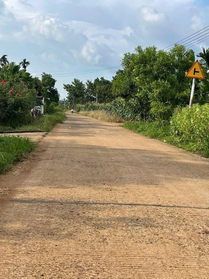 Đất thổ cư xã Ea Na 200m² giá 250 triệu - Đầu tư ngay hôm nay!