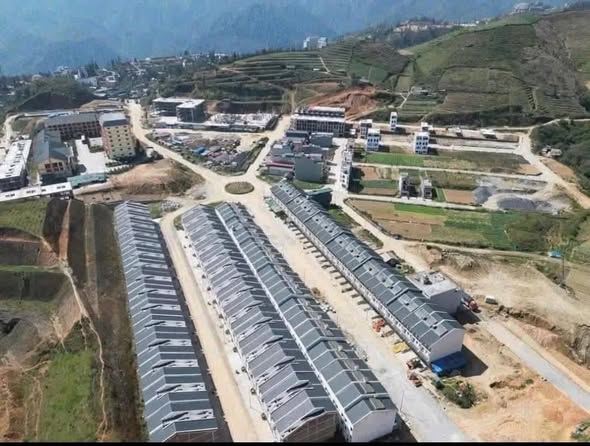 Nhà xây thô 3 tầng 1 tum tại Tây Bắc Sa Pa - Giá 4.7 tỷ, đầu tư sinh lời ngay!