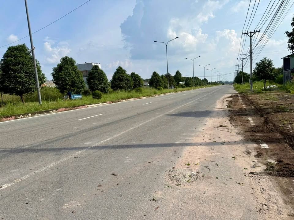 Nhà phố Chơn Thành 150m² giá thỏa thuận - Mặt tiền đường Nguyễn Văn Linh