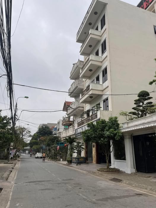 Nhà mặt tiền đường Cầu Đông, Lộc Vượng 45m² giá 2 tỷ - Kinh doanh thuận lợi!