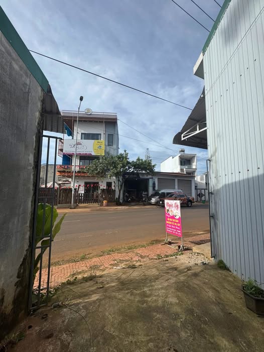 FrontHouse đường Mai Thị Lựu Buôn Ma Thuột 34m² giá 2.19 tỷ - Mặt tiền cực đẹp!