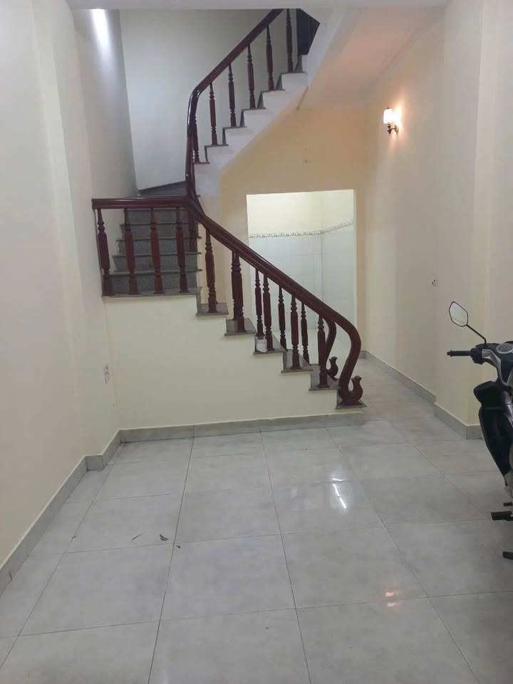 Nhà 3 tầng Ngô Gia Tự, Bắc Giang 40m² giá 1 tỷ - Đầu tư sinh lời ngay!