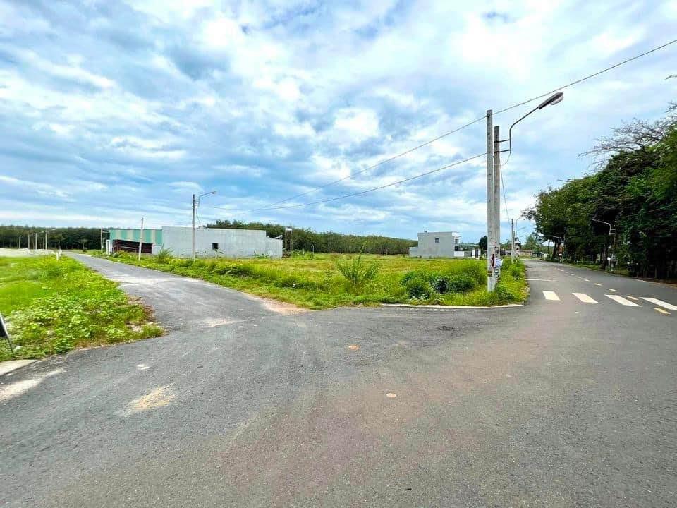 Đất nền Thạnh Đức Gò Dầu 380m² giá 280 triệu - Vị trí đẹp, tiện ích đầy đủ!