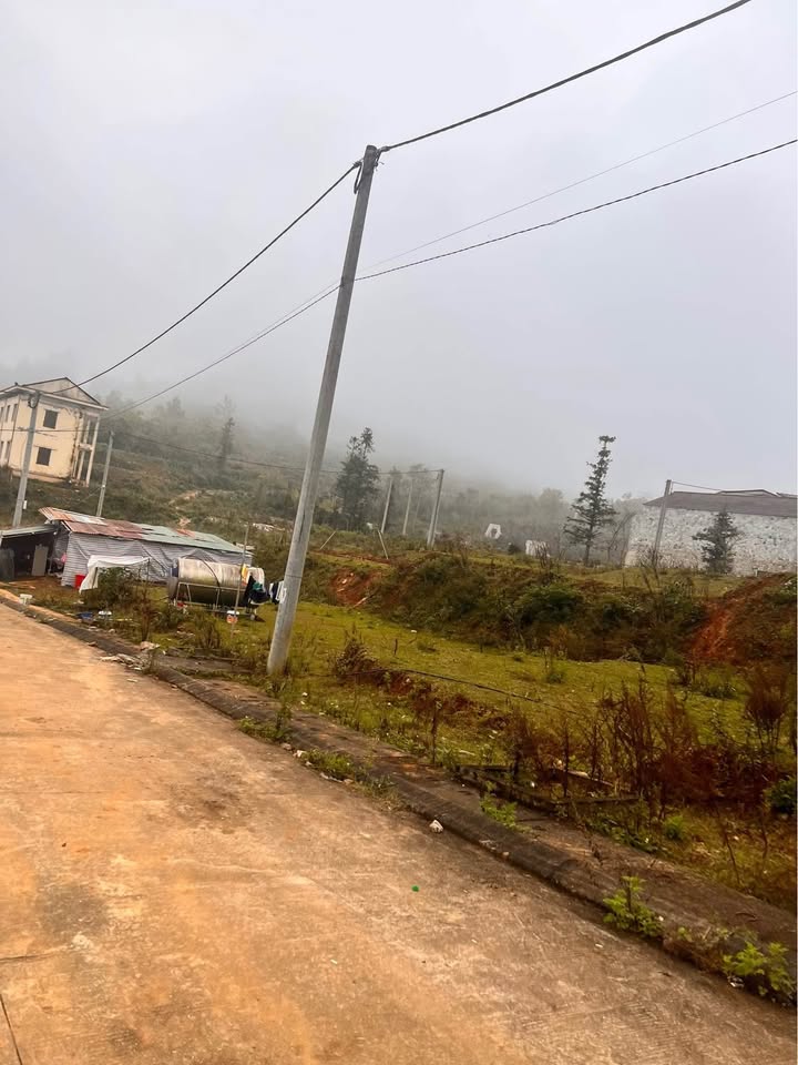 Đất nền 150m² tại khu Tái định cư Hàm Rồng, Lào Cai - Giá chỉ 2 tỷ!