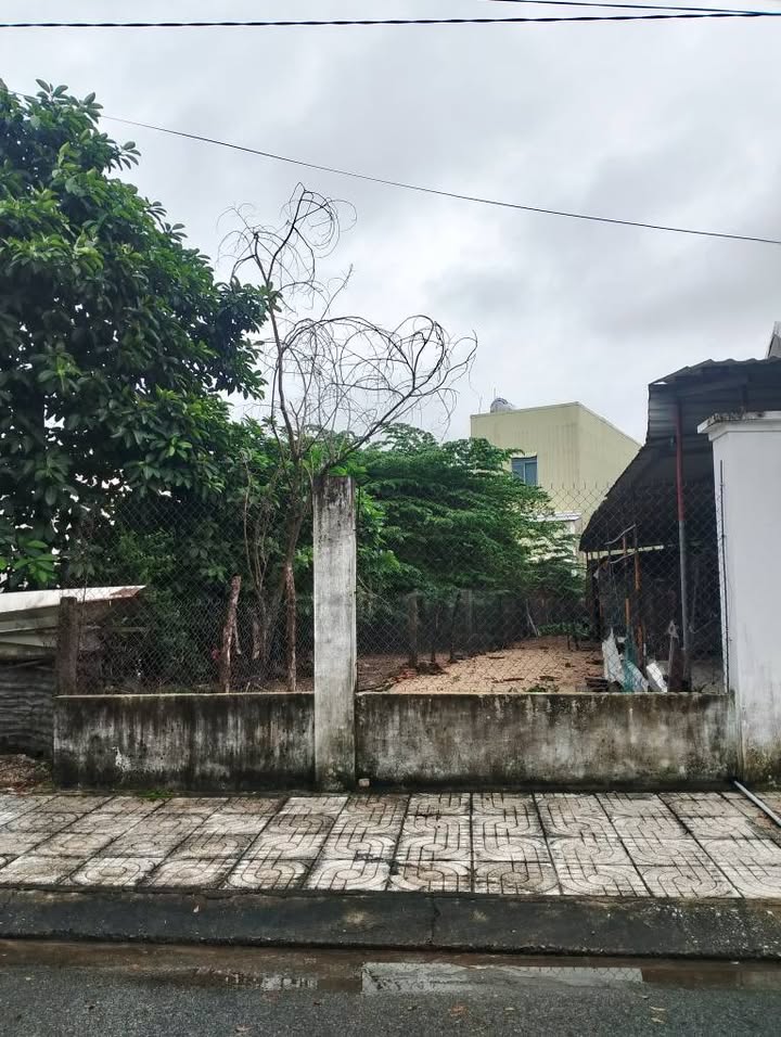 Đất mặt tiền đường La Hà Thạch Trận, Tư Nghĩa 100m² giá 960 triệu - Cơ hội đầu tư tuyệt vời!