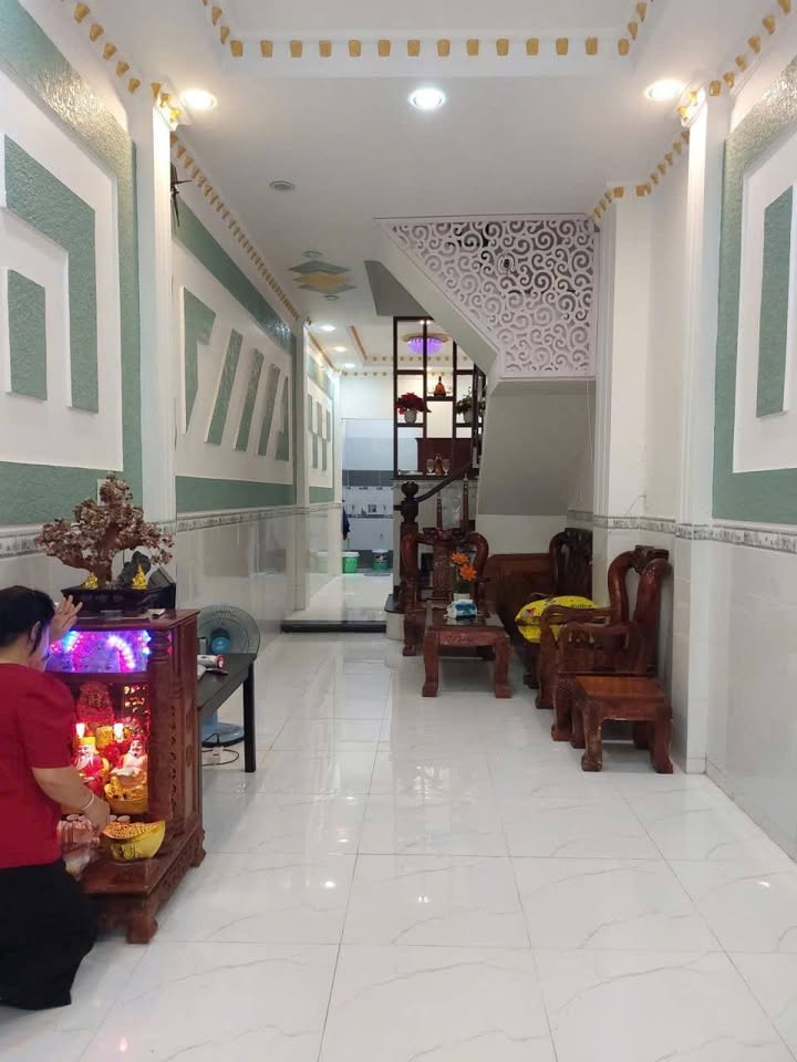 Nhà mặt tiền An Dương Vương, Quận 8, 64m² giá 5.9 tỷ - Thiết kế hiện đại, an ninh tốt!