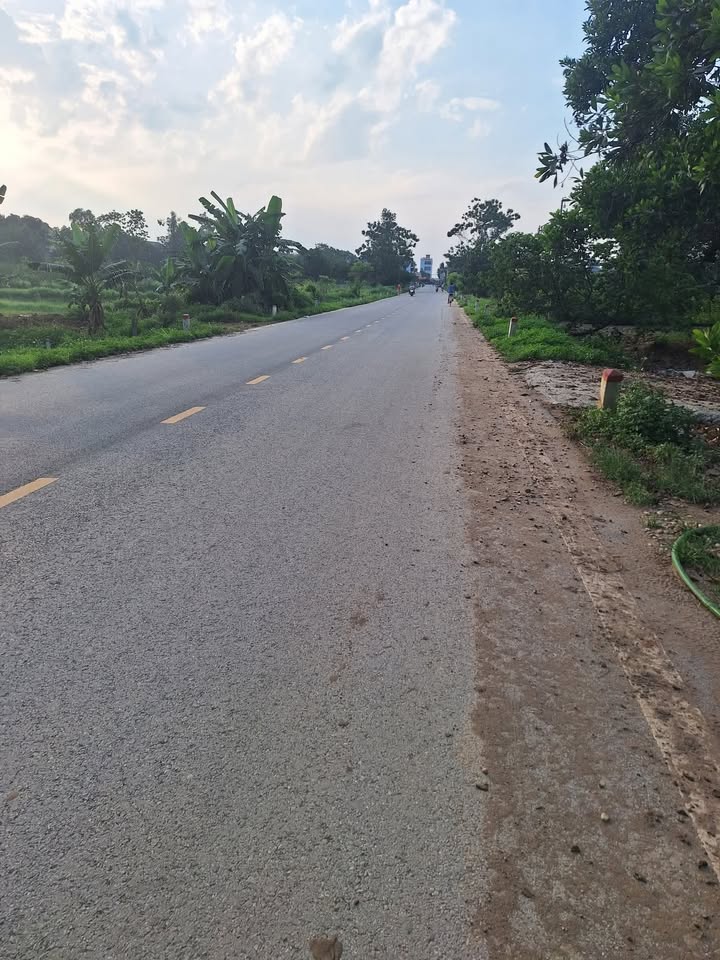 Đất nền xã Bình Yên, Thạch Thất 78m² giá 2.9 tỷ - Đường ô tô tránh, sổ đỏ chính chủ!