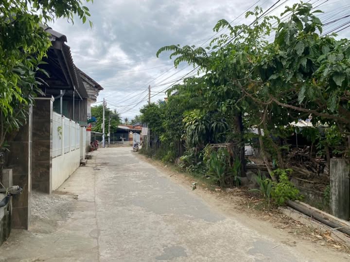 Đất nền Ninh Ích Ninh Hòa 400m² giá 1.4 tỷ - Cơ hội đầu tư tuyệt vời!