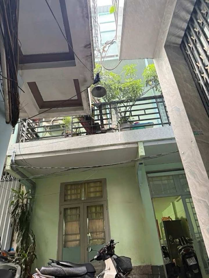 Nhà riêng hẻm Lò Gốm, Quận 6 - 29m² giá chỉ 2 tỷ - Sổ hồng riêng