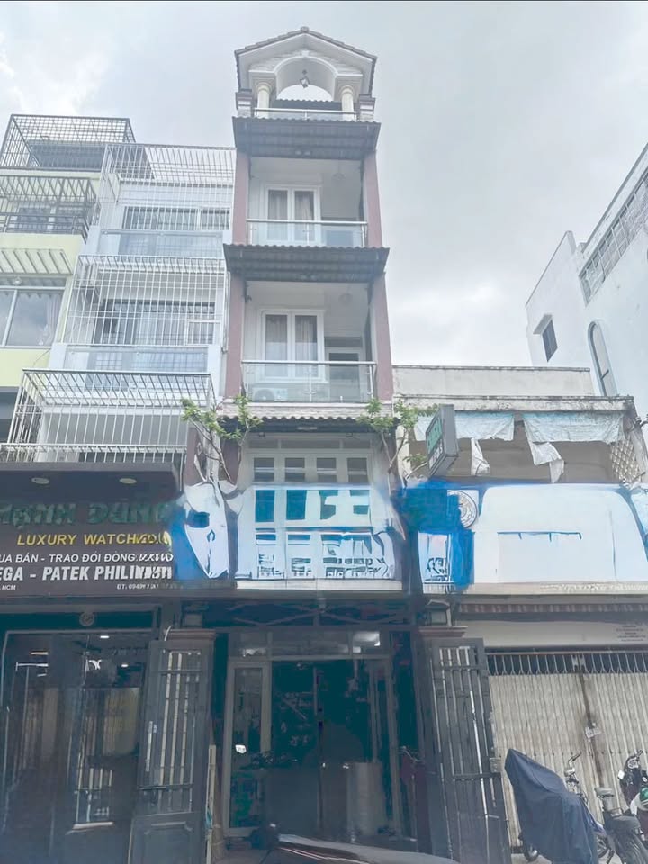 Nhà mặt tiền Nhật Tảo, quận 10, 39.7m² giá 14 tỷ - Dọn vào ở ngay!