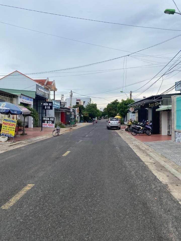 Đất nền đường Sư Vạn Hạnh, Duy Tân 265m² giá 2.2 tỷ - Mặt tiền kinh doanh sầm uất!