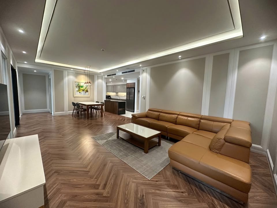 Căn hộ Chelsea Park Cầu Giấy 128m² giá 12 tỷ - Tầng đẹp, sổ đỏ chính chủ!