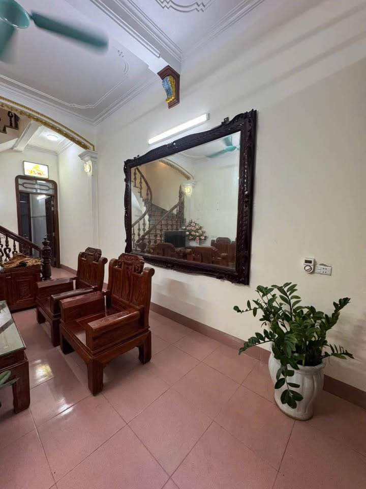 Nhà phố 3 tầng 1 tum đường Phan Trọng Tuệ, Phủ Lý 70m² - Sẵn sàng vào ở ngay!