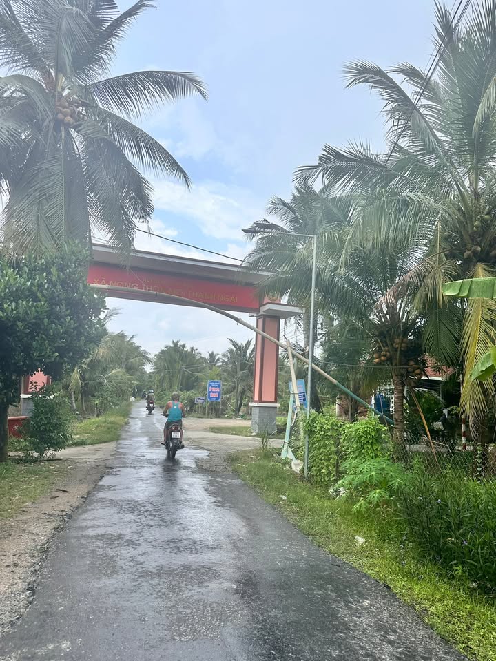 Đất nền 3600m² Thạnh Ngãi, Mỏ Cày Bắc - Giá chỉ 950 triệu, phù hợp nghỉ dưỡng!