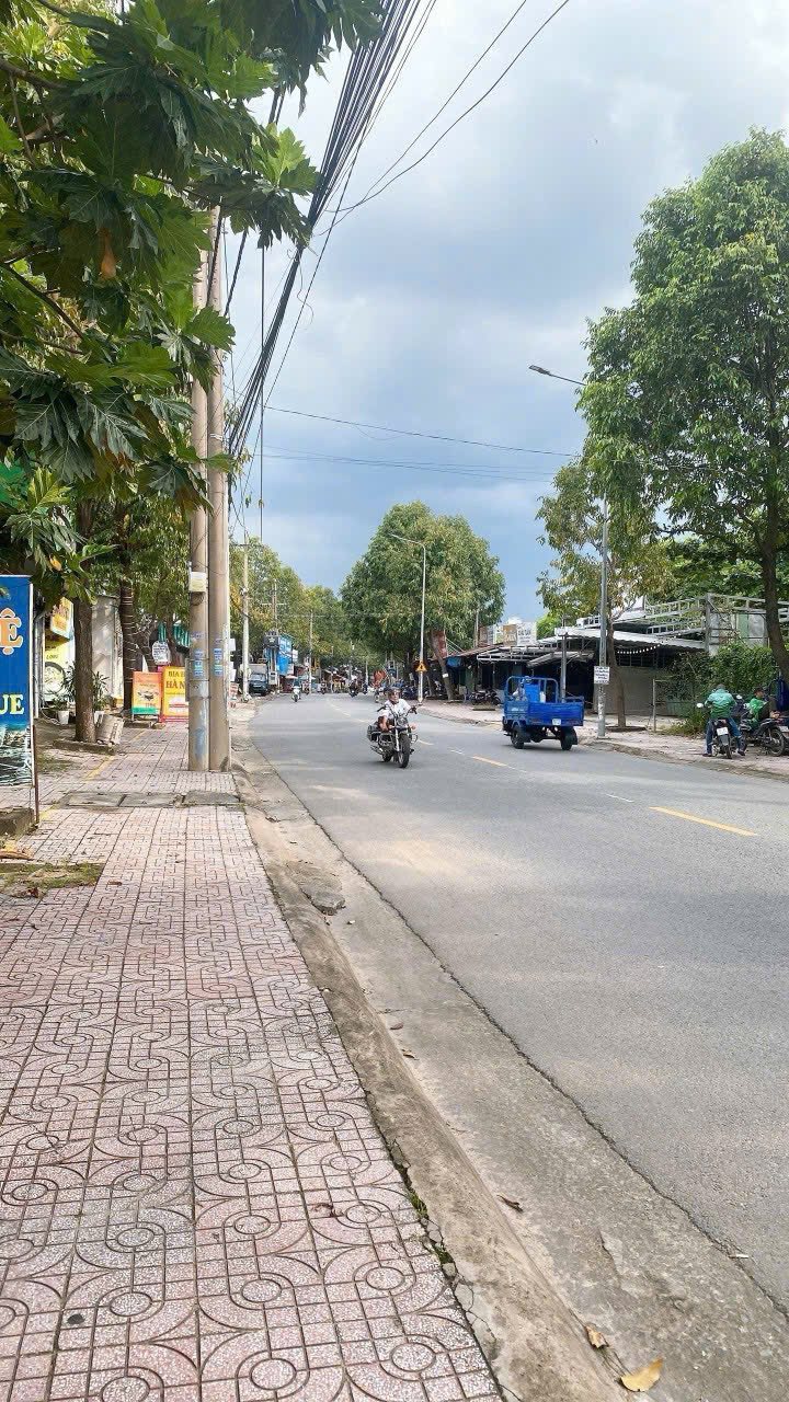 Nhà mặt tiền đường Trấn Biên 110m² giá 2.05 tỷ - Đầu tư sinh lời ngay!