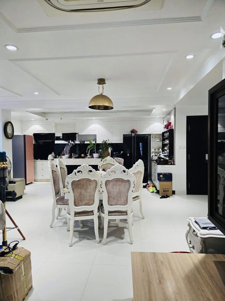 Căn hộ Sunrise City Quận 7 150m² giá 14.5 tỷ - Cơ hội đầu tư hiếm có!