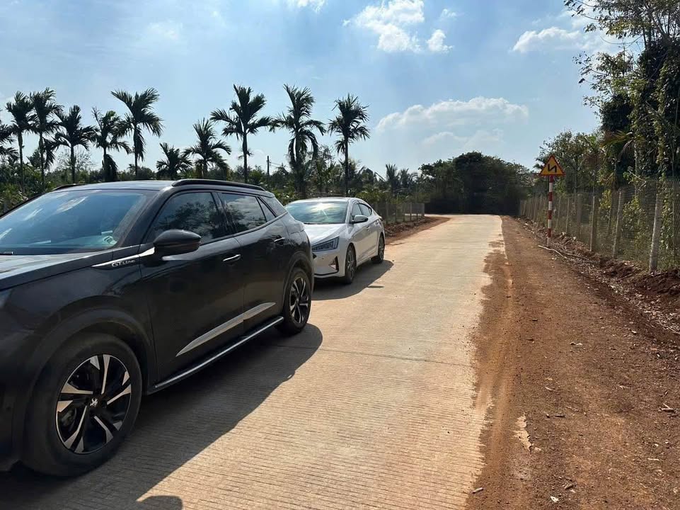 Đất thổ cư Hòa Thắng, Buôn Ma Thuột 2300m² giá 4.9 tỷ - Đường rộng, thuận tiện di chuyển!