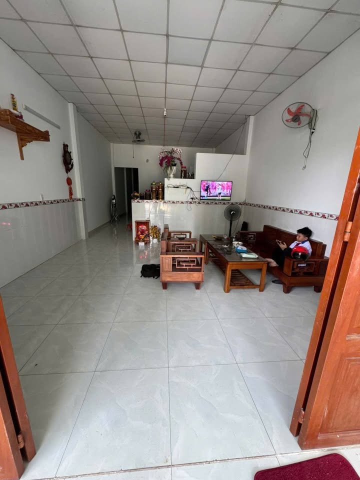 Nhà mặt tiền 12m tại Thạnh Hội, Tân Uyên, Bình Dương 156m² - Giá chỉ 2.85 tỷ!