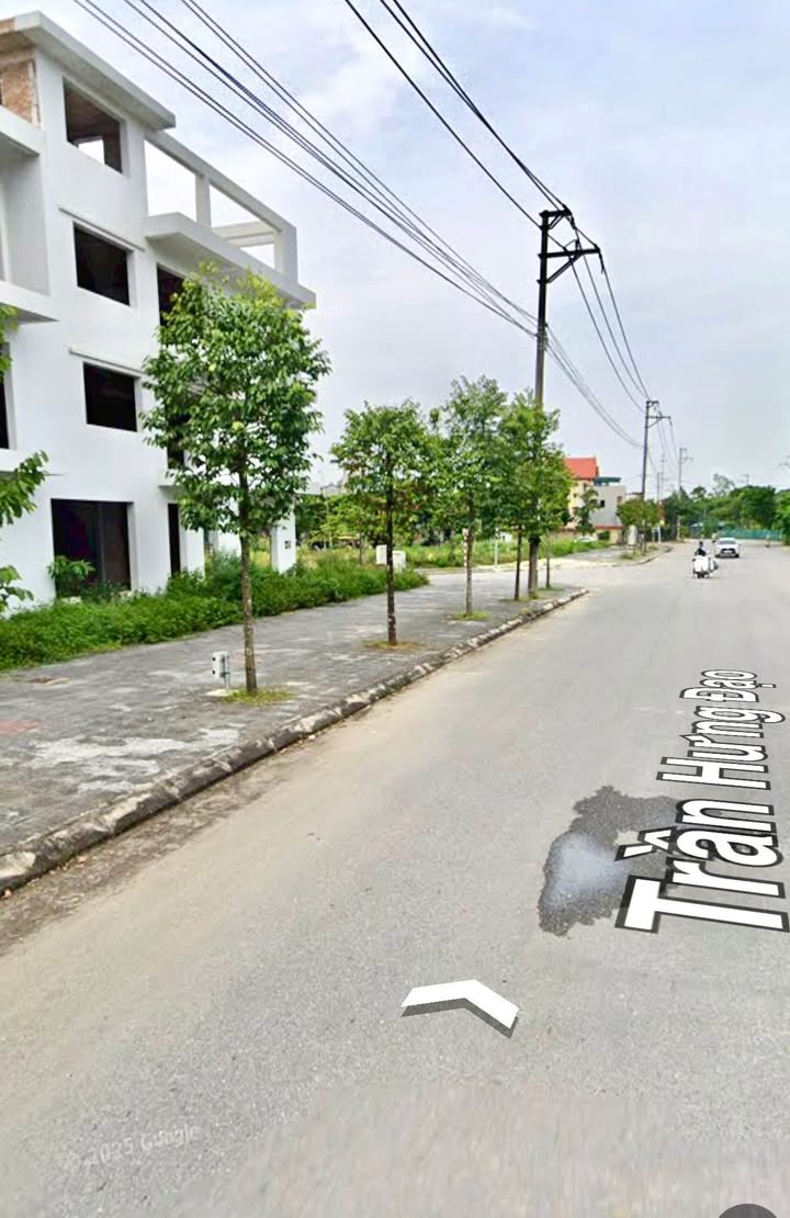 Nhà phố thương mại Sầm Sơn 114m² giá 3 tỷ - Vị trí đắc địa kinh doanh!