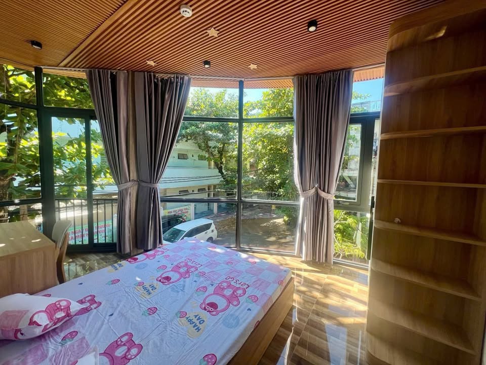 Căn hộ 2PN Võ Trường Toản 70m² giá 13.5 triệu - Tòa mới ngay Cầu Sông Hàn!