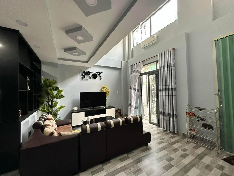 Nhà hẻm thông tại Phường Đạo Thạnh, Mỹ Tho 55m² giá 2.48 tỷ - Tiện ích đầy đủ!