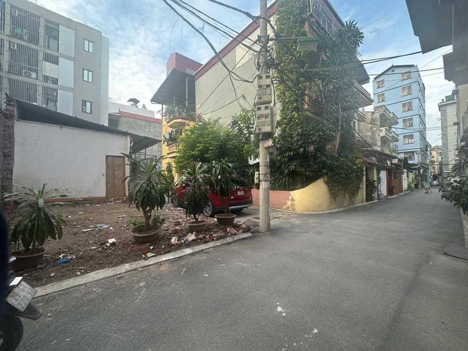Đất nền lô góc 63m² Trâu Quỳ, Gia Lâm - Giá chỉ 13.4 tỷ, thương lượng!