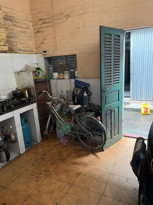 Nhà lô góc 2 tầng Vạn Kiếp 44m² giá chỉ 1.698 tỷ - Chính chủ, tiện ích đầy đủ!